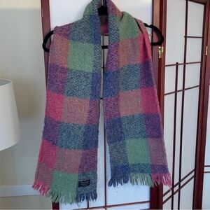 NWT John Branigan, Branigan Weavers of Ireland Scarf in Wool and Mixed Fabric
